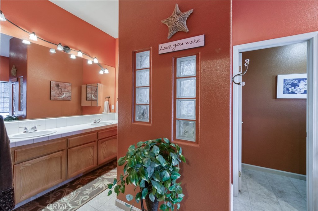 7360 Edgewater St, Chowchilla, CA 93610