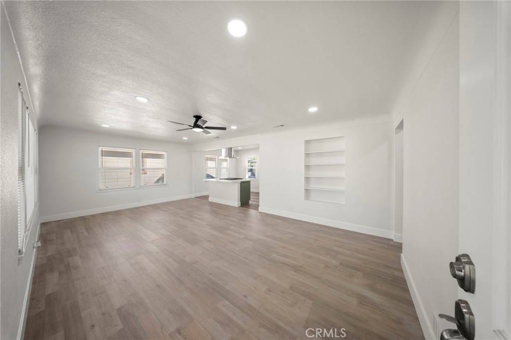 1017 Kings Ave, Chowchilla, CA 93610