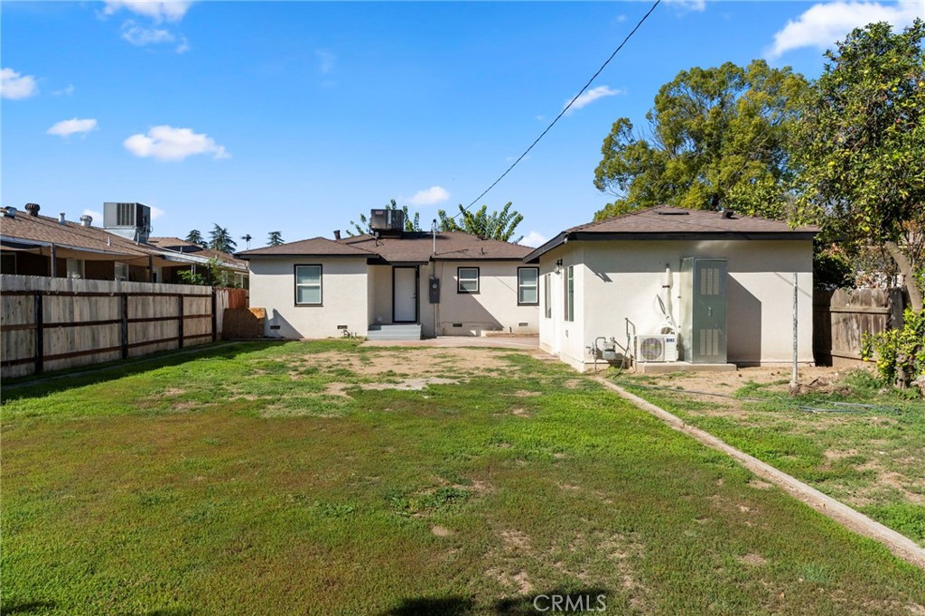 1017 Kings Ave, Chowchilla, CA 93610