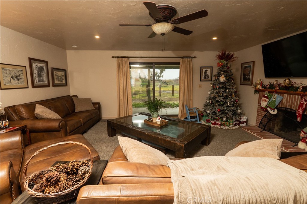 25565 Road 13, Chowchilla, CA 93610