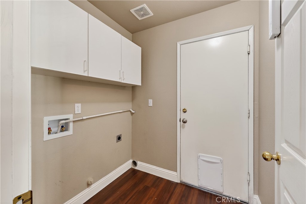 917 Amador, Chowchilla, CA 93610