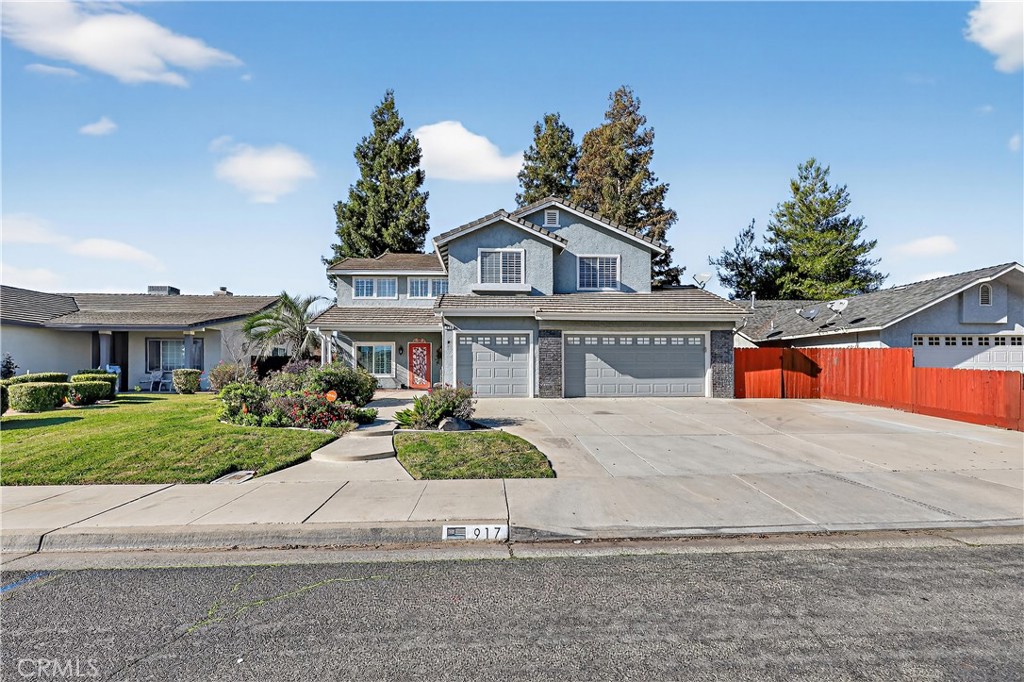 917 Amador, Chowchilla, CA 93610