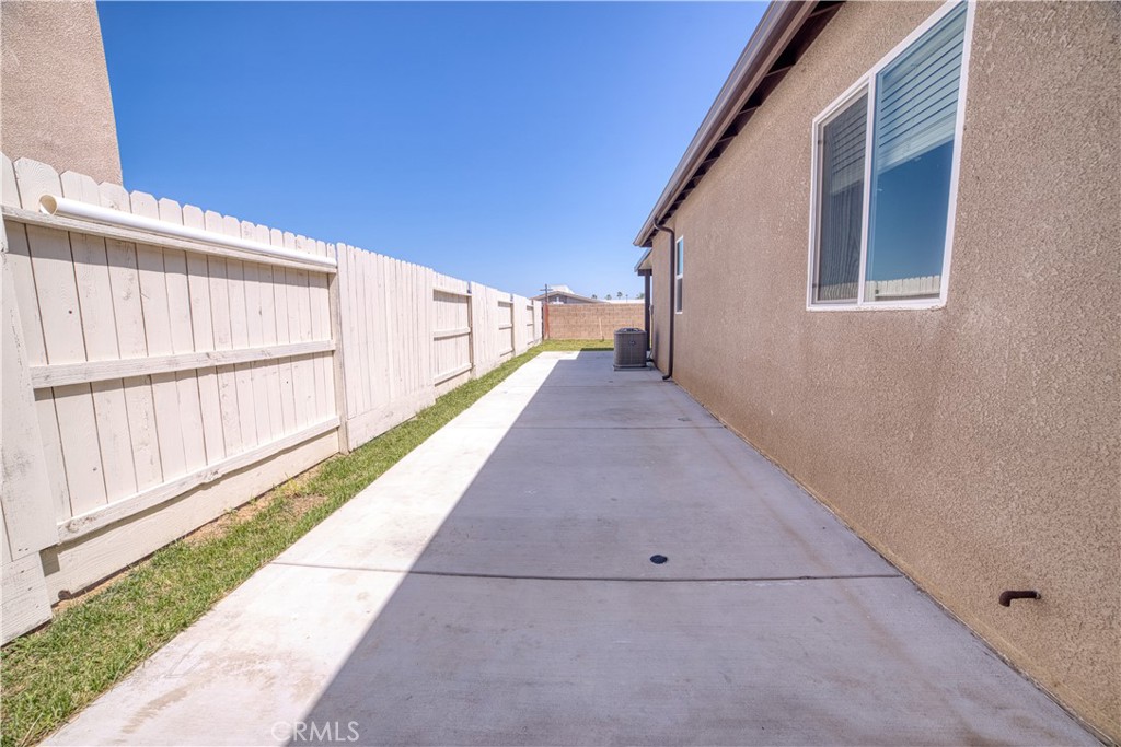 2110 Conadria Ave, Chowchilla, CA 93610