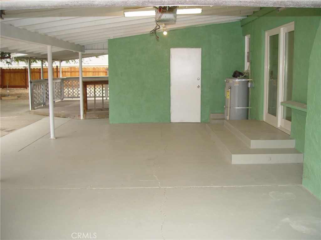 405 Riverside Ave, Chowchilla, CA 93610