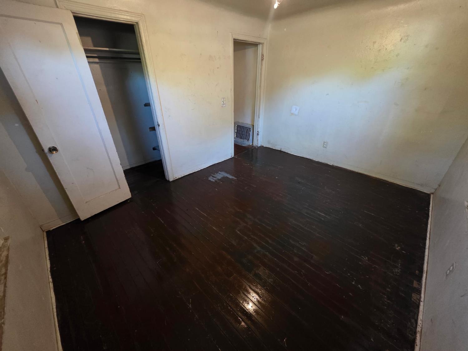212 Sonoma Ave, Chowchilla, CA 93610