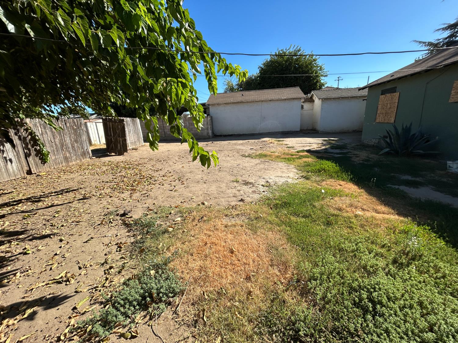 212 Sonoma Ave, Chowchilla, CA 93610