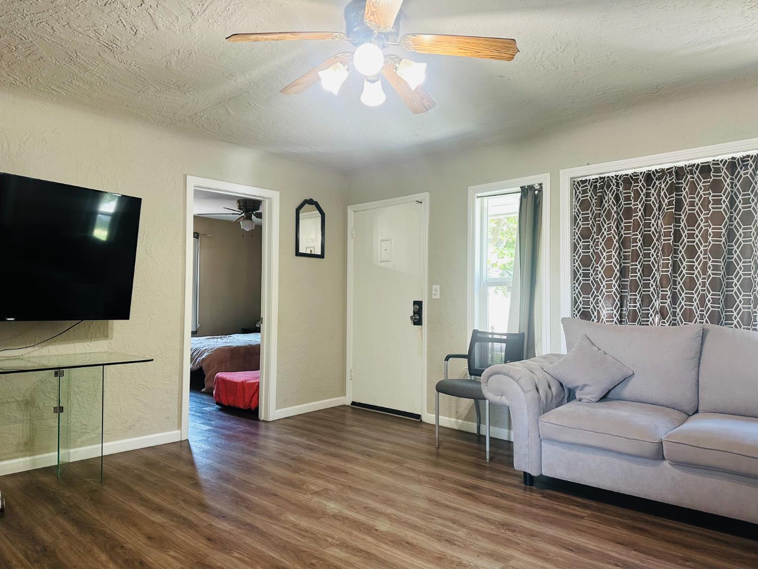 809 orange Ave, Chowchilla, CA 93610