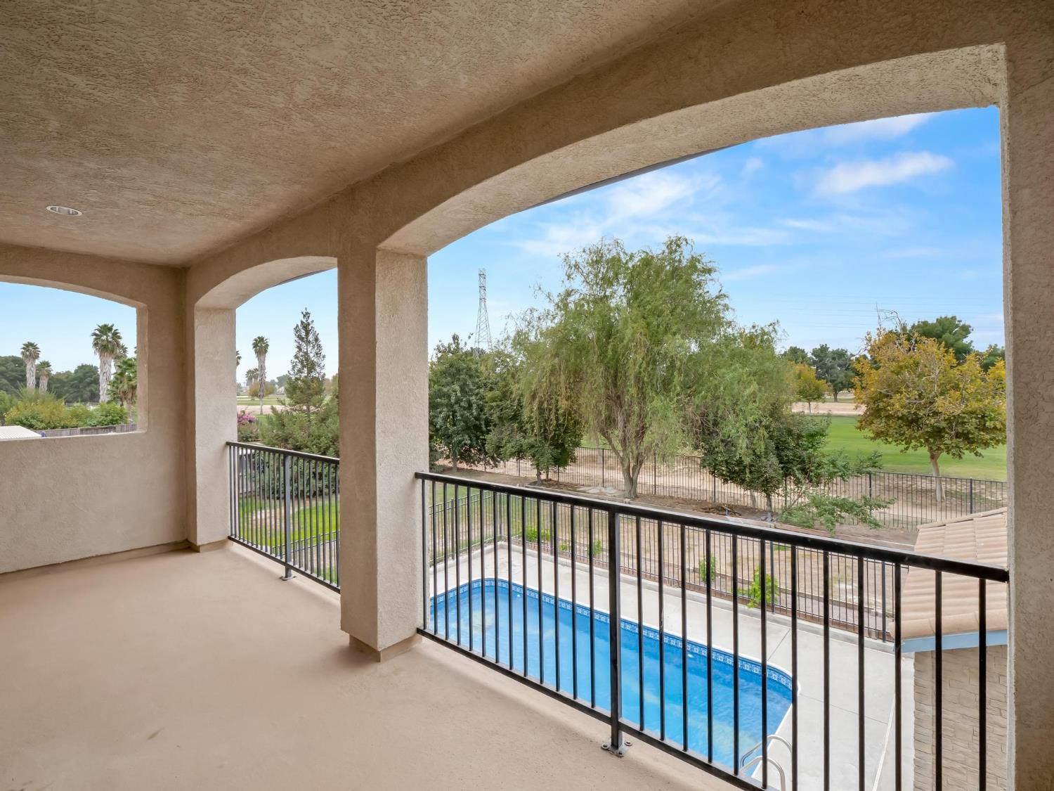 14305 Spyglass Cir, Chowchilla, CA 93610