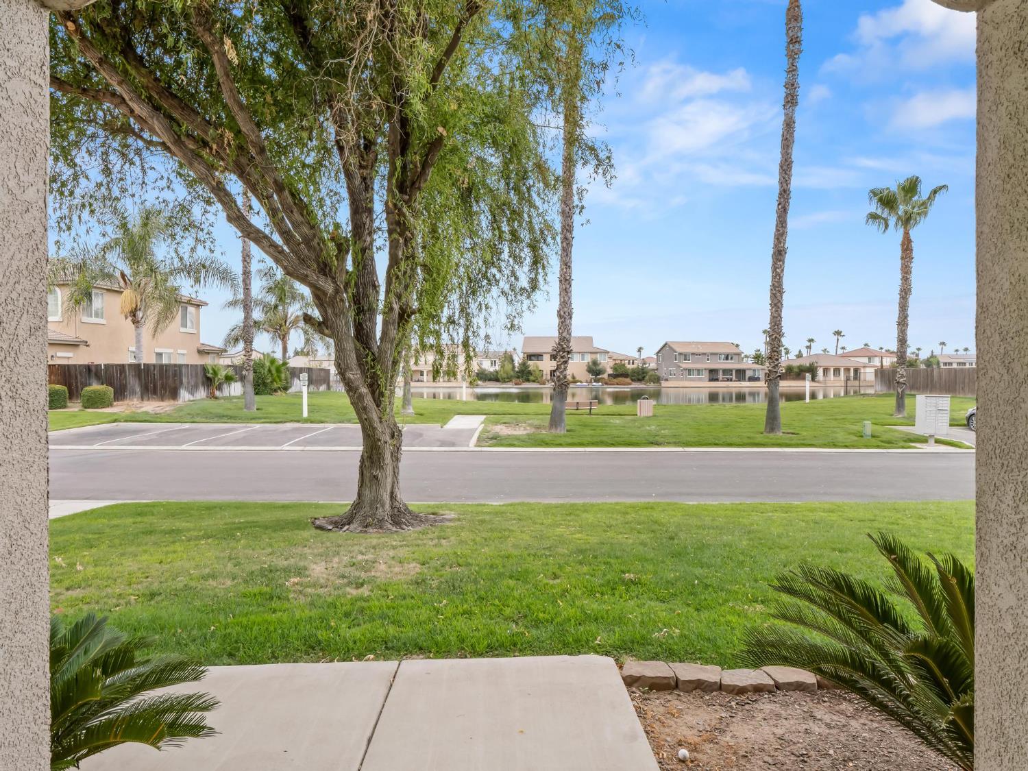 14305 Spyglass Cir, Chowchilla, CA 93610