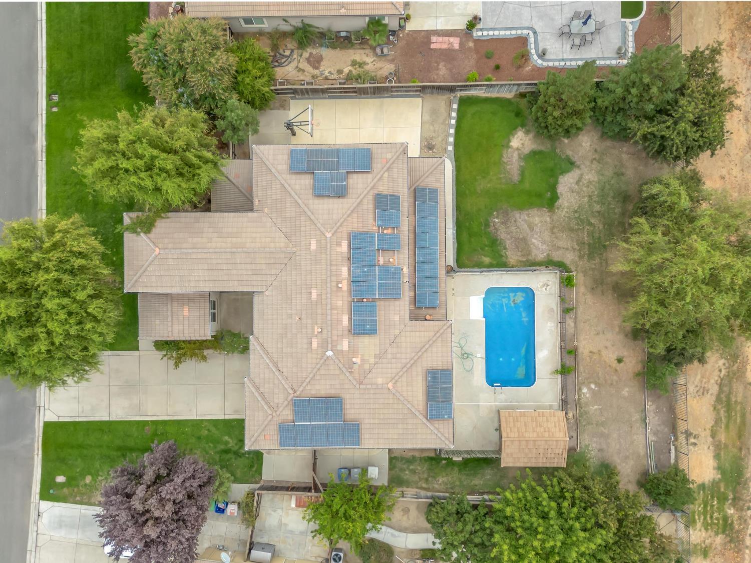 14305 Spyglass Cir, Chowchilla, CA 93610