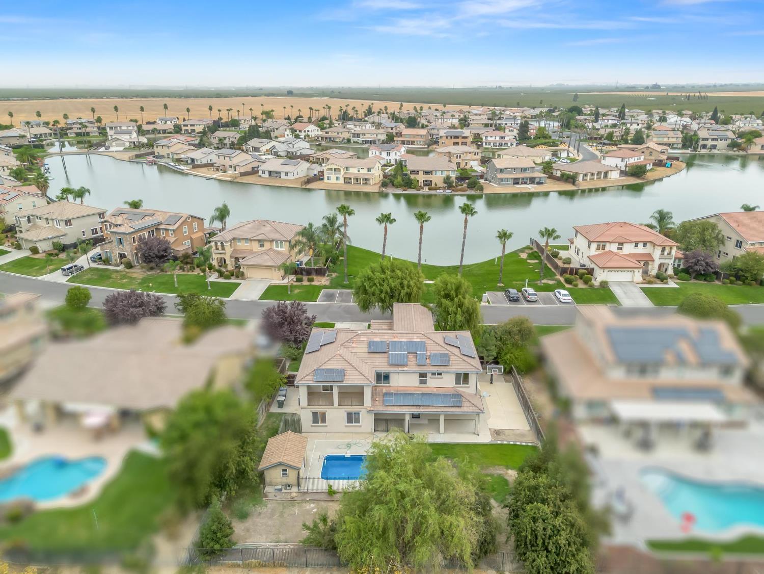 14305 Spyglass Cir, Chowchilla, CA 93610