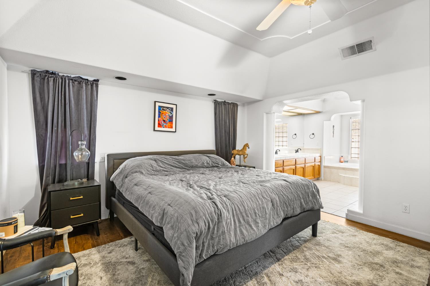 900 Michelle Ct, Chowchilla, CA 93610