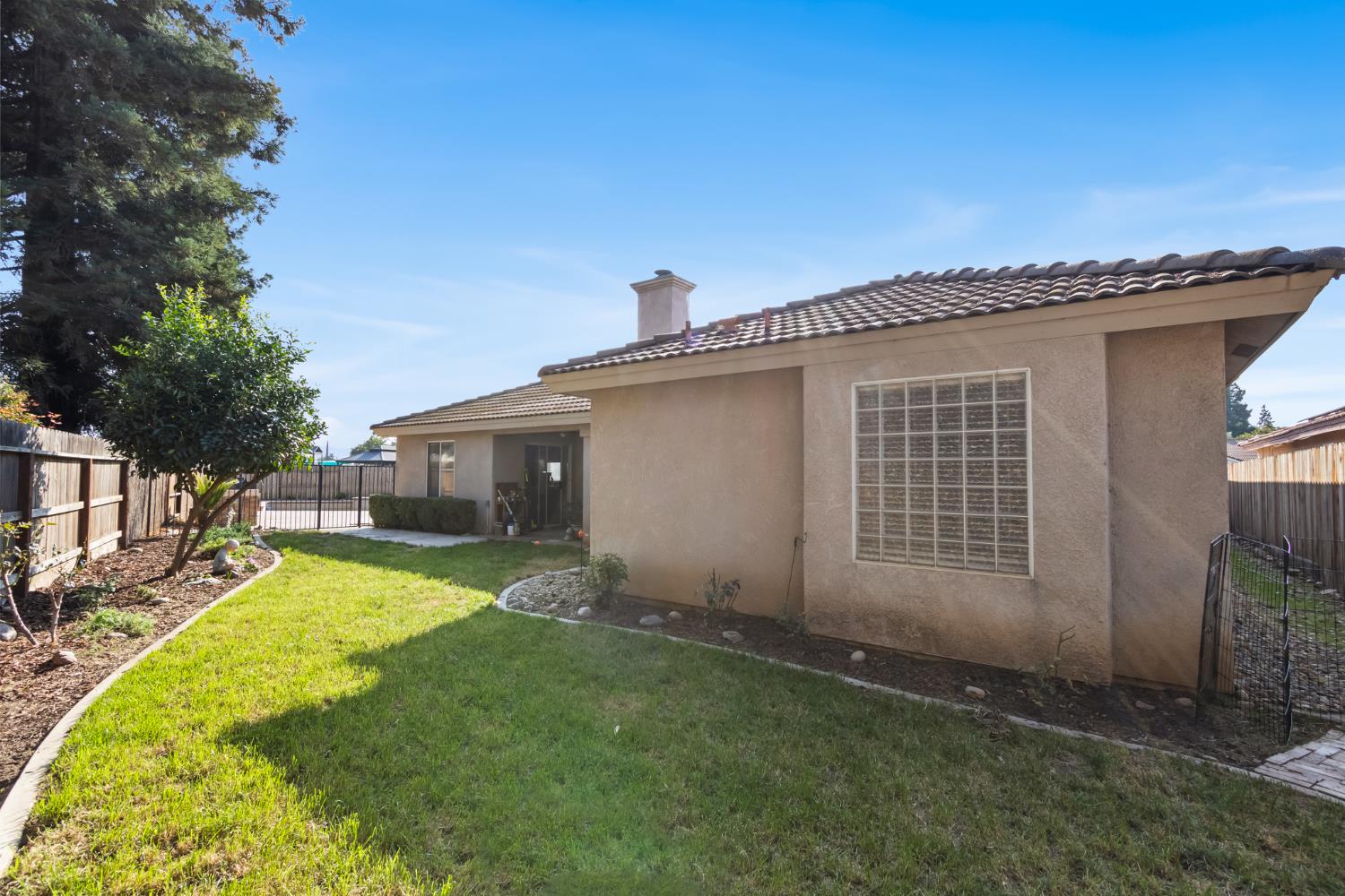 900 Michelle Ct, Chowchilla, CA 93610