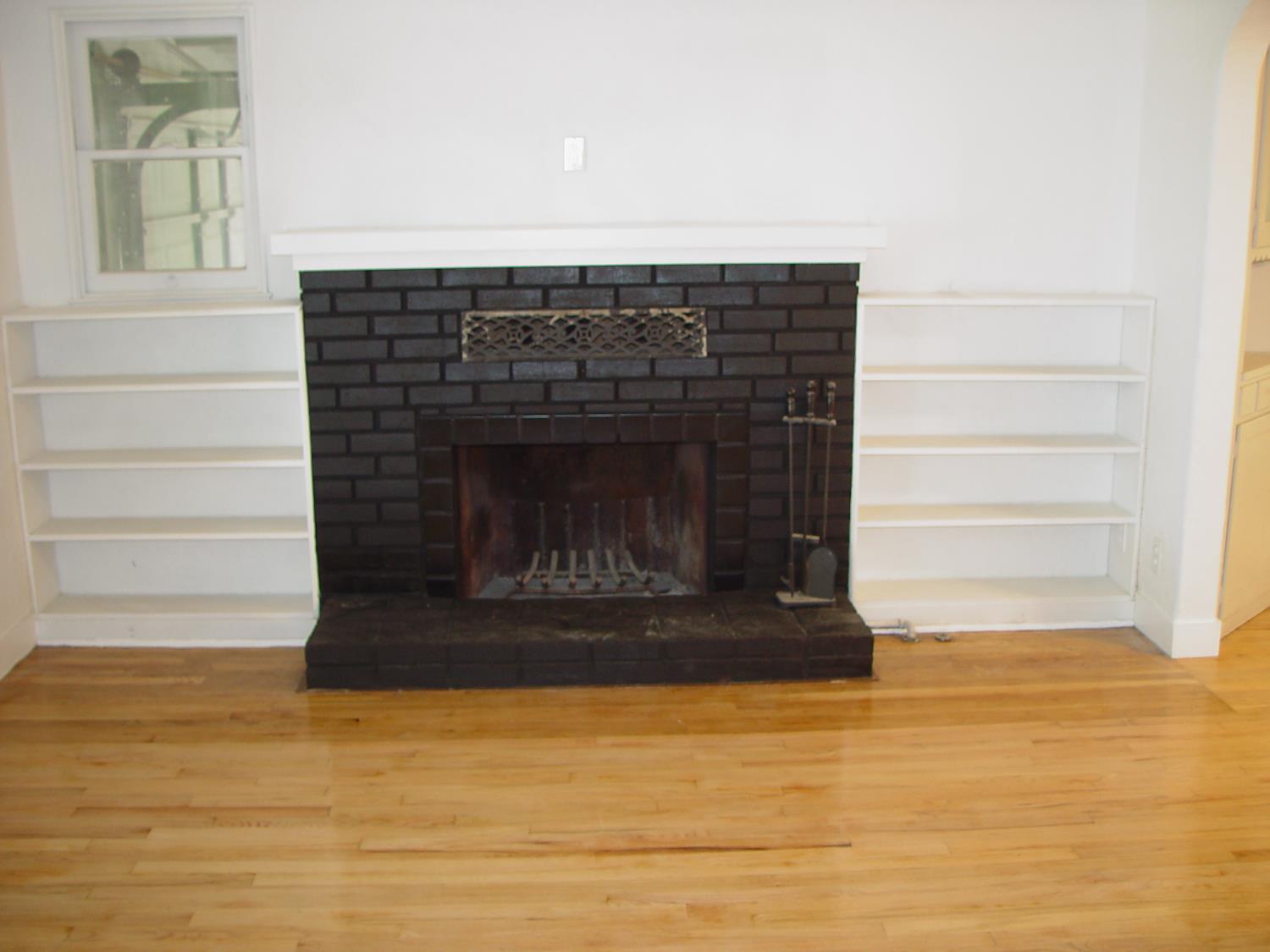 405 RIVERSIDE Ave, Chowchilla, CA 93610