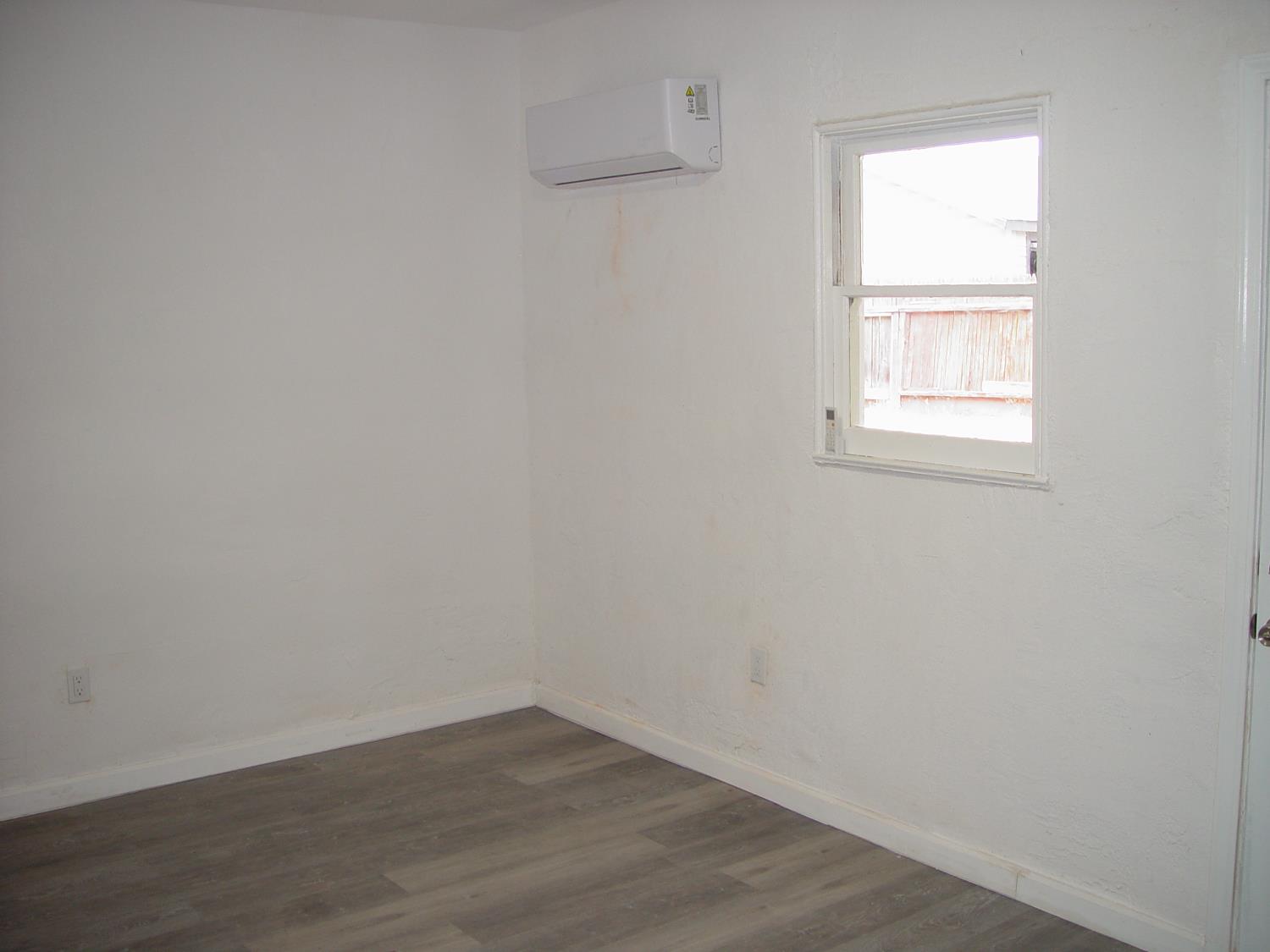 405 RIVERSIDE Ave, Chowchilla, CA 93610