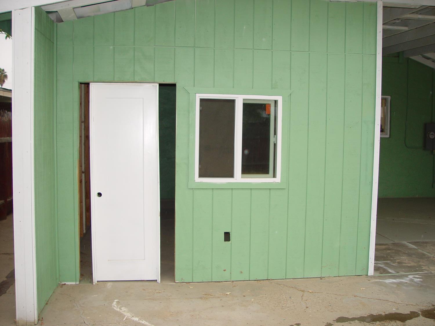 405 RIVERSIDE Ave, Chowchilla, CA 93610