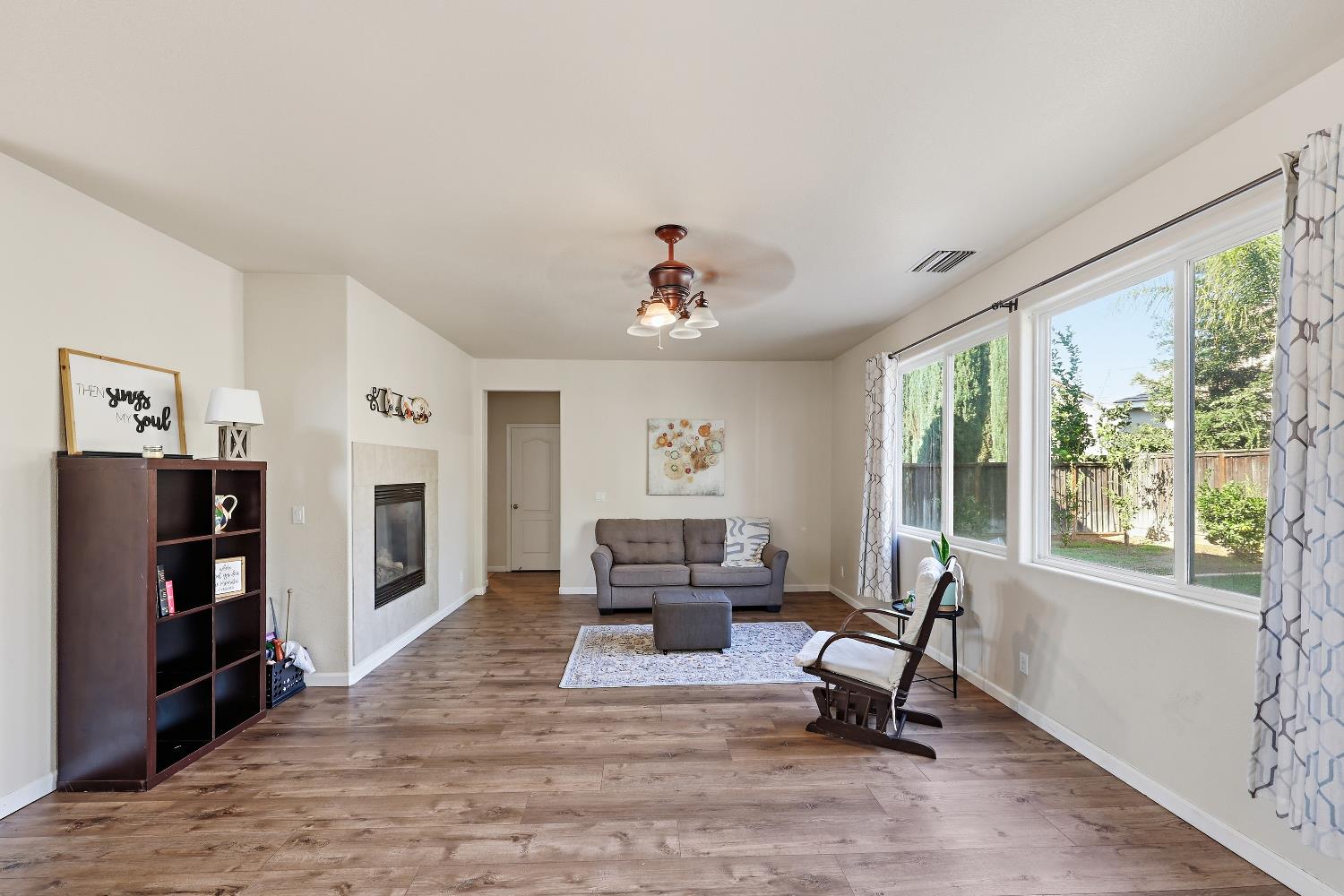 510 Parkridge Dr, Chowchilla, CA 93610