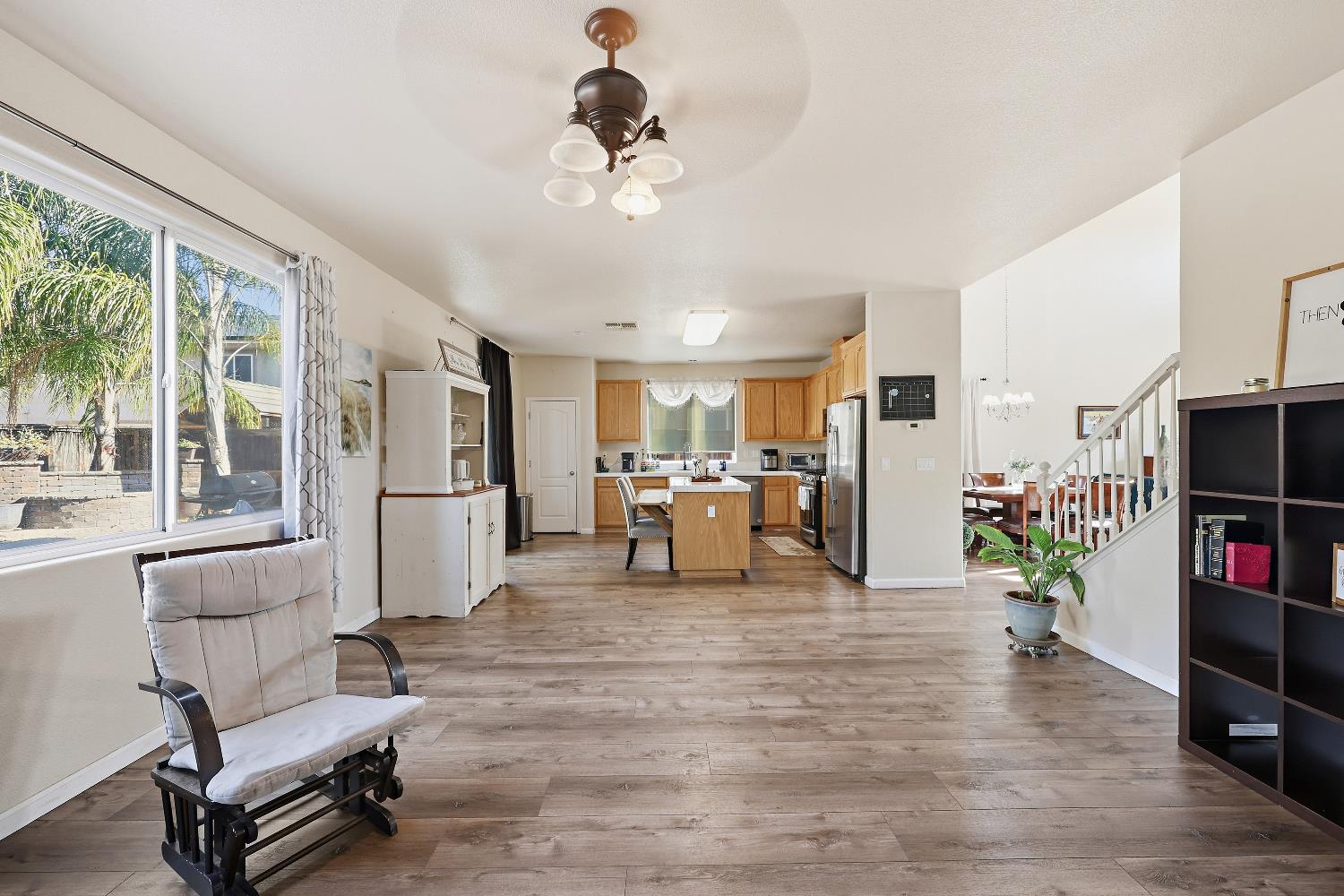 510 Parkridge Dr, Chowchilla, CA 93610