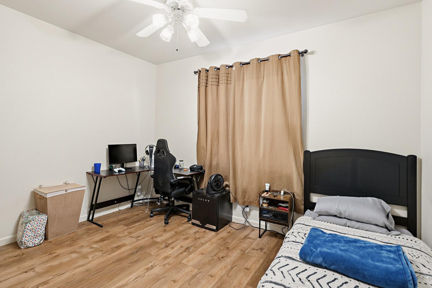 510 Parkridge Dr, Chowchilla, CA 93610