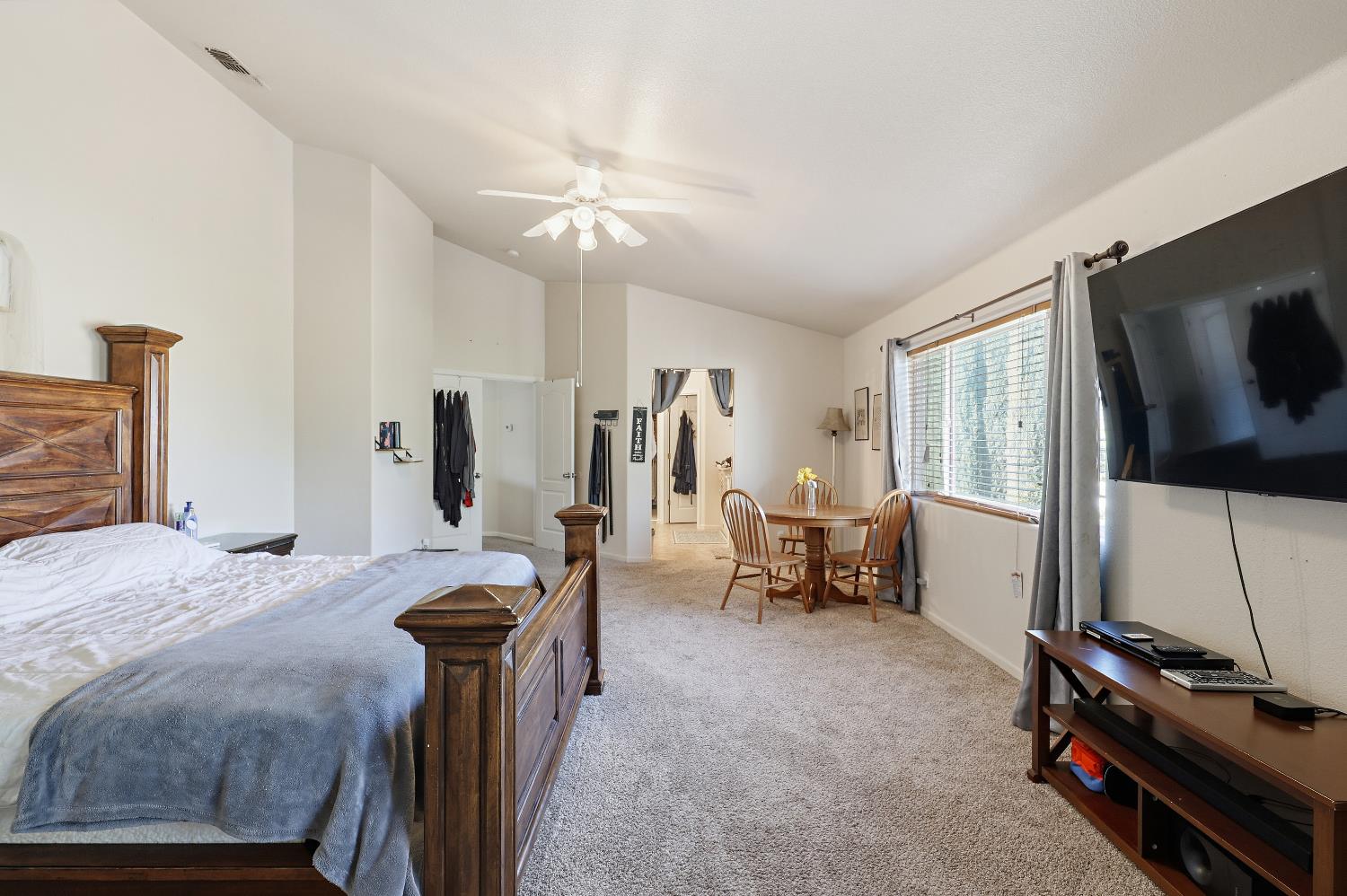 510 Parkridge Dr, Chowchilla, CA 93610