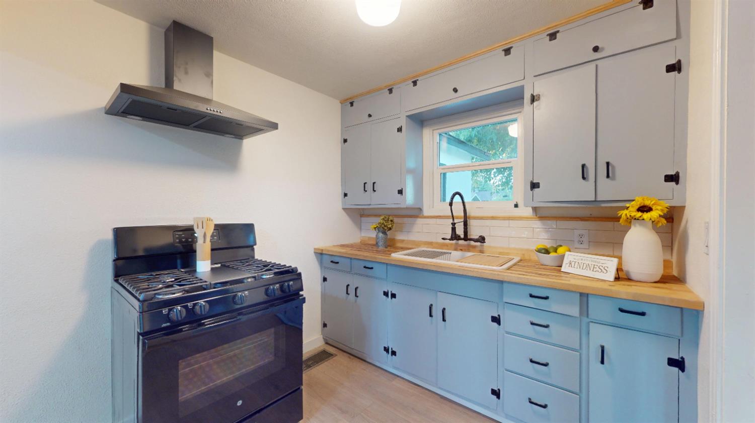 316 Sonoma Ave, Chowchilla, CA 93610