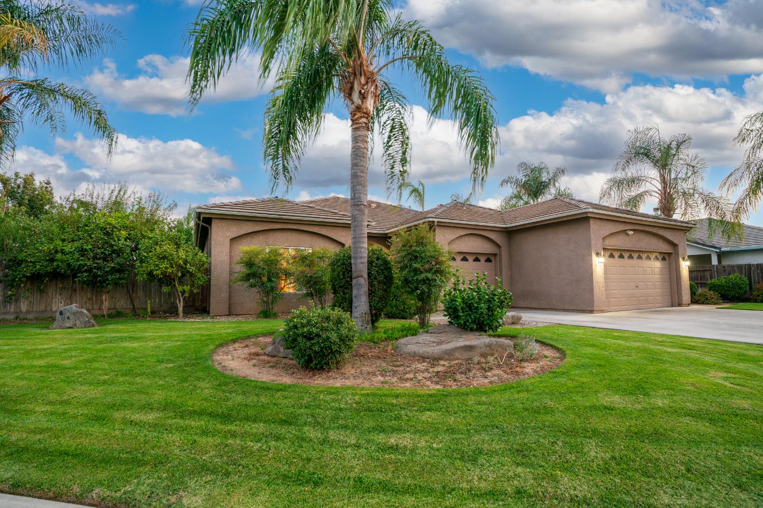 4115 Bella Vista St, Chowchilla, CA 93610