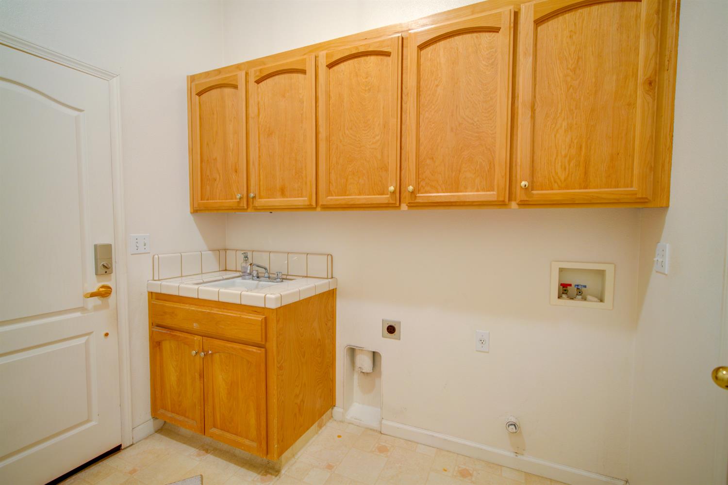 4115 Bella Vista St, Chowchilla, CA 93610