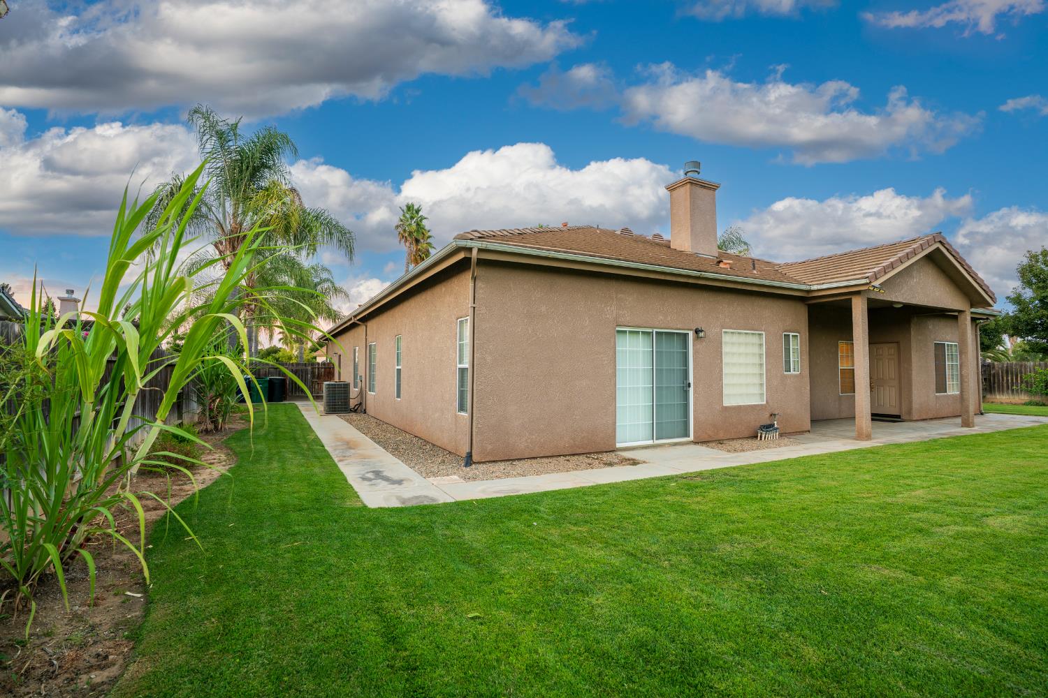 4115 Bella Vista St, Chowchilla, CA 93610